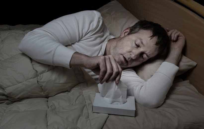 راه‌های کاهش تعریق شبانه در خواب